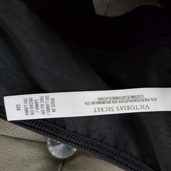 Victoria Secrect Front Close Sport Bra 32D - Picture 11 of 11